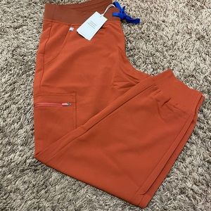 Figs Auburn XXS zamora petite NWT